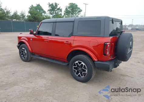 2022 Ford Bronco Outer Banks z USA, uszkodzony, nr VIN 1FMEE5DP7NLB42889